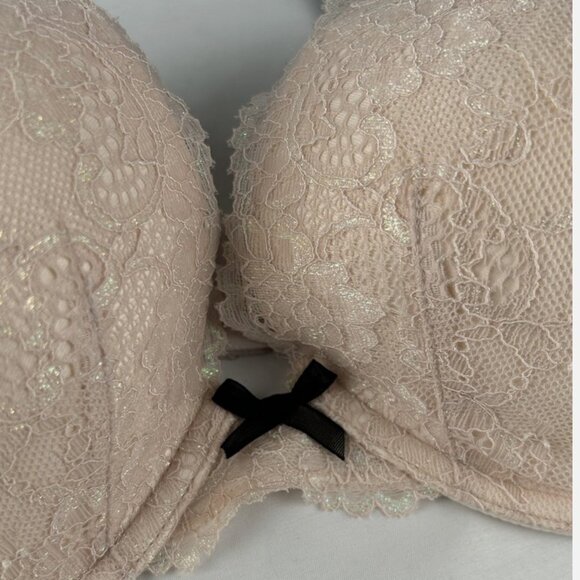 Victoria Secret Light Pink Lace Dream Angels Push Up Bra 36D Padded Underwire - Picture 2 of 5